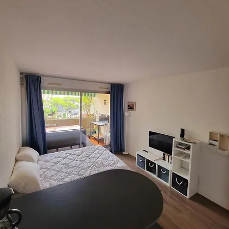 237 Port Camargue, Piscine, Climatisation, 2 Personnes Apartmán *